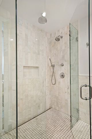 $2,425,000 | 27 Isabella Street, Unit 6, Boston, MA 02116