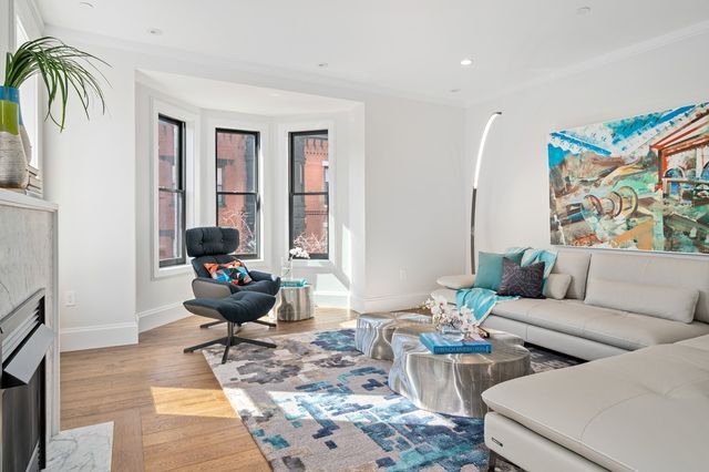 $2,425,000 | 27 Isabella Street, Unit 6, Boston, MA 02116