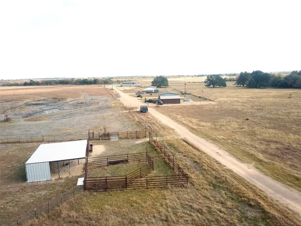 $1,600,000 | 3432 County Road 206, Cameron, TX 76520