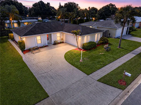 $369,000 | 660 26th Court, Vero Beach, FL 32962