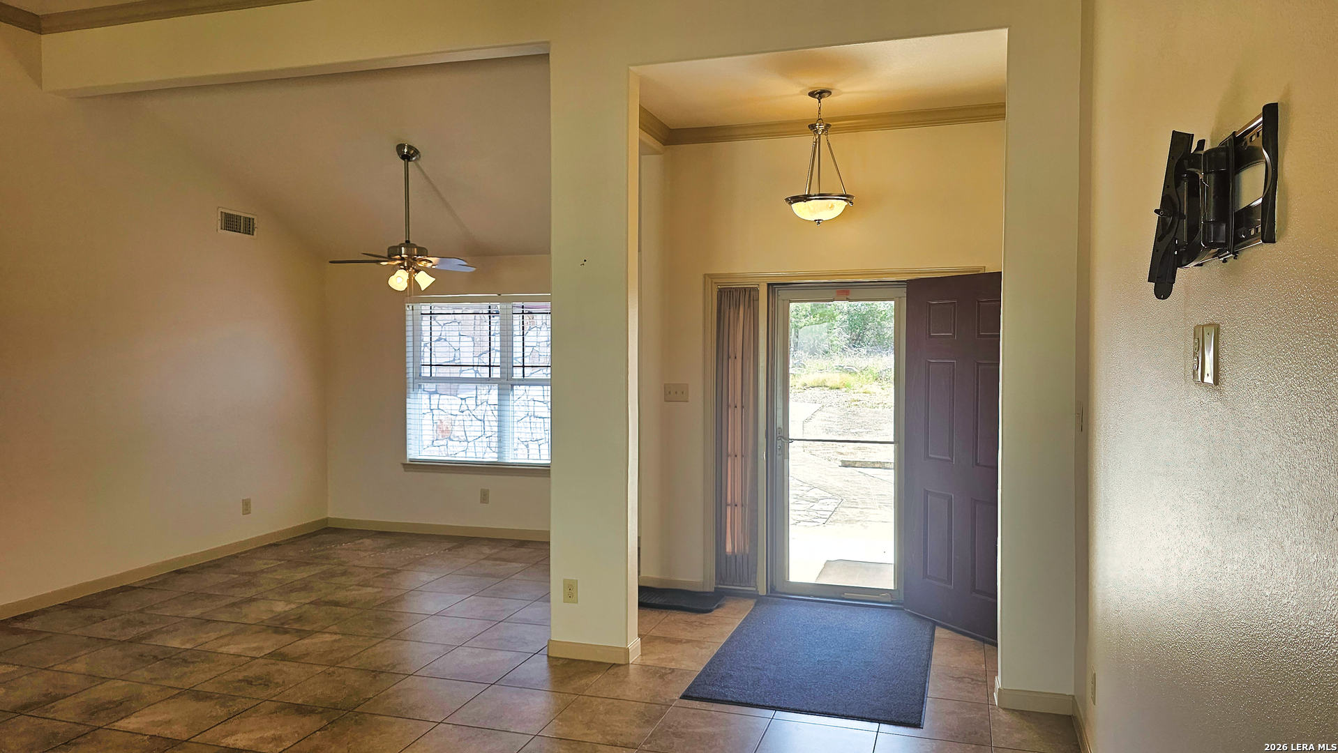 129 Rapids Circle Bandera, TX 78003 - Photo 17 of 50