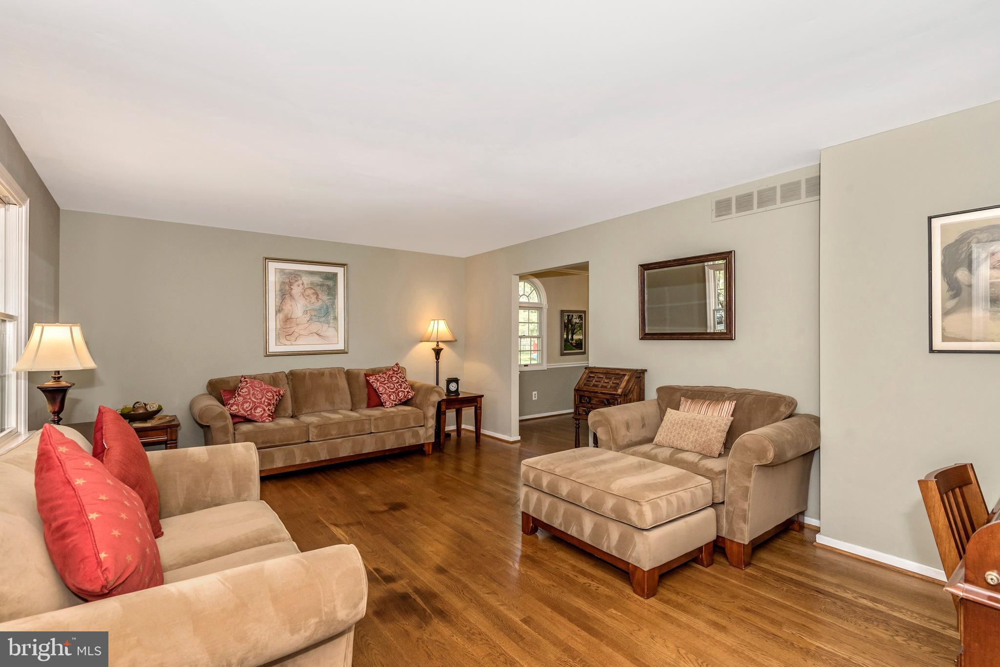 9409 Mellenbrook Road Columbia, MD 21045 - Photo 4 of 31 Gallery Image 4