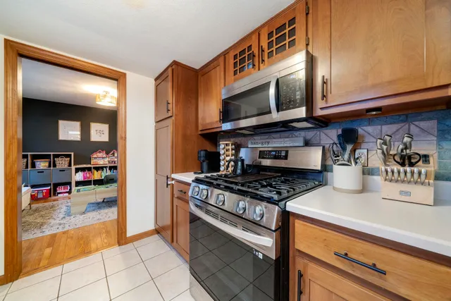 $279,900 | 813 Prestwick Parkway, Rockford, IL 61107