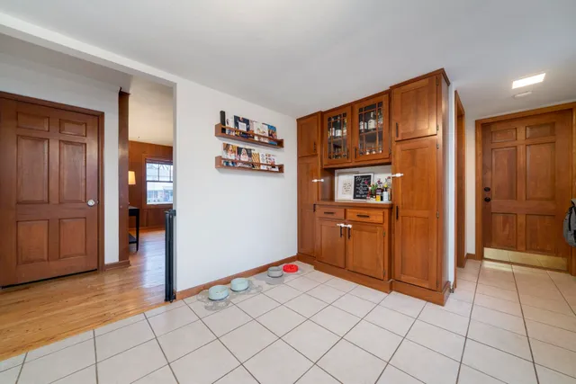 $279,900 | 813 Prestwick Parkway, Rockford, IL 61107