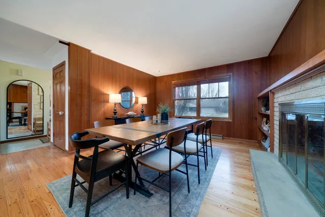 $279,900 | 813 Prestwick Parkway, Rockford, IL 61107