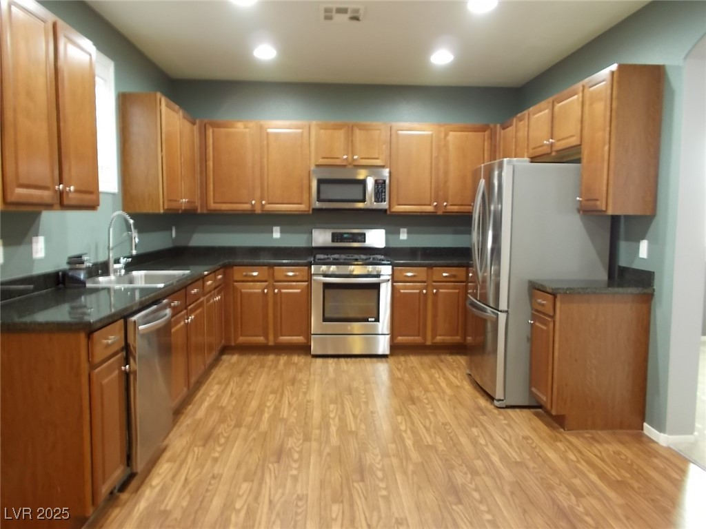 6408 Trautman Court Las Vegas, NV 89149 - Photo 6 of 39