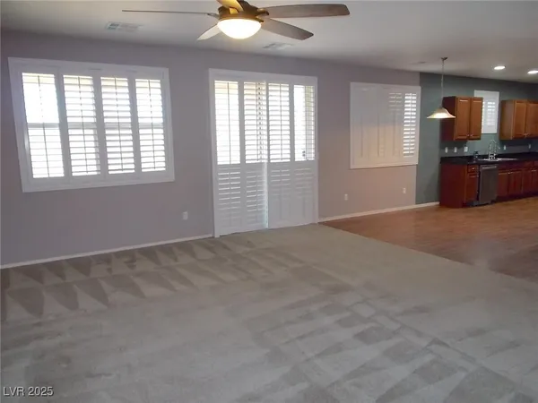 $2,799 | 6408 Trautman Court, Las Vegas, NV 89149