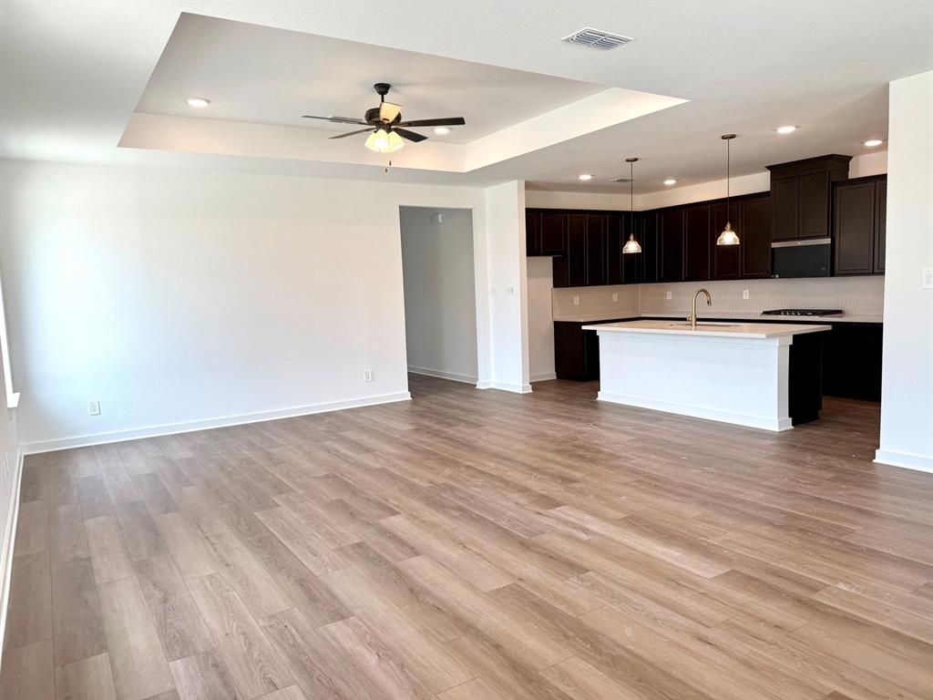 372 Deer Rdg Drive Aledo, TX 76008 - Photo 6 of 24 Granbury family room