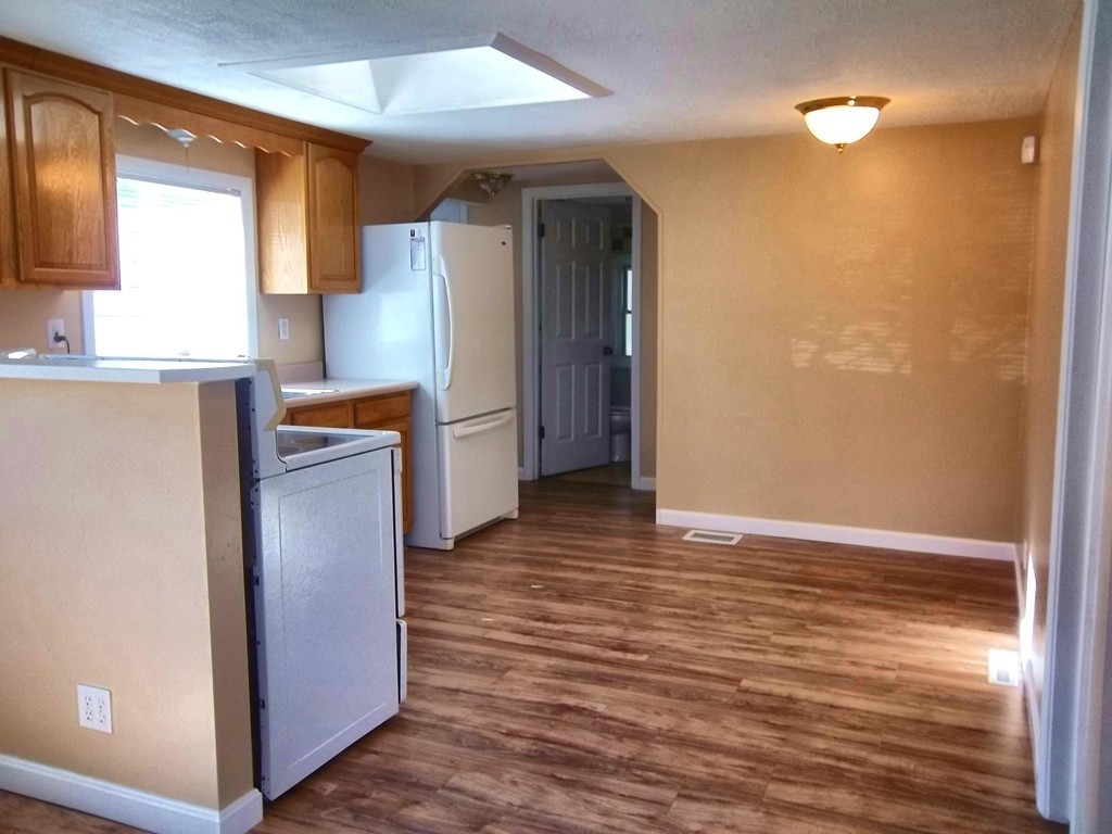 120 Glen Charlie Road Wareham, MA 02538 - Photo 4 of 13 Gallery Image 4