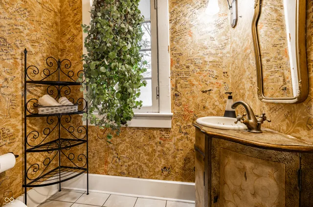 $775,000 | 4130 North Meridian Street, Indianapolis, IN 46208