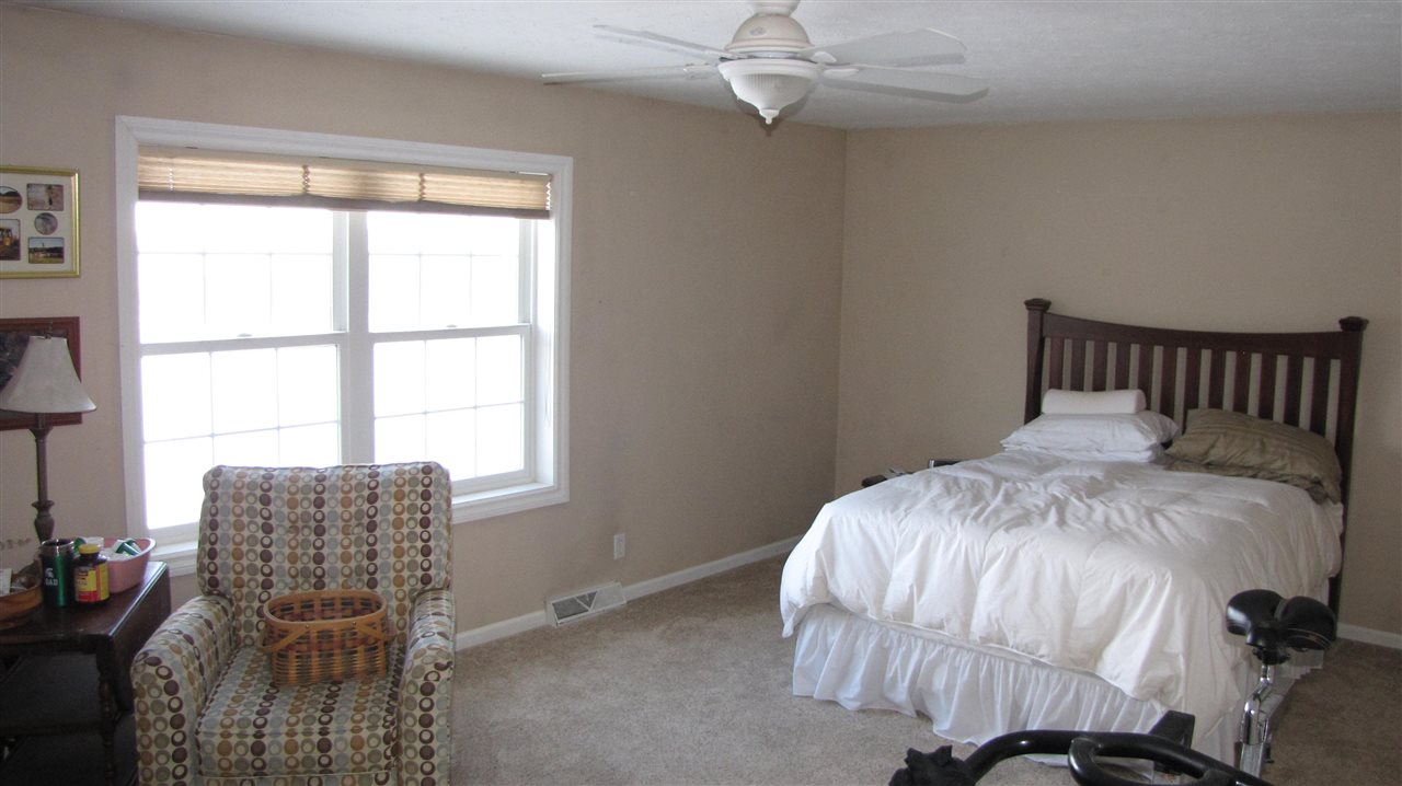 9877 Covey Road Beulah, MI 49617 - Photo 15 of 65 1841678-14.JPG