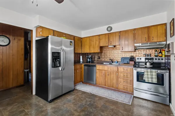 $319,900 | 213 Westmoreland Drive West, Kokomo, IN 46901