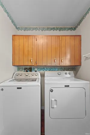 $319,900 | 213 Westmoreland Drive West, Kokomo, IN 46901