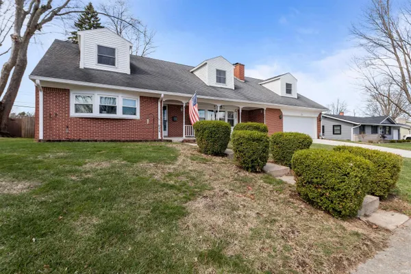 $319,900 | 213 Westmoreland Drive West, Kokomo, IN 46901