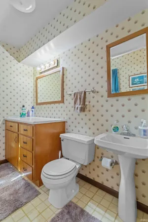 $319,900 | 213 Westmoreland Drive West, Kokomo, IN 46901