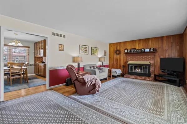 $319,900 | 213 Westmoreland Drive West, Kokomo, IN 46901