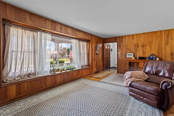 $319,900 | 213 Westmoreland Drive West, Kokomo, IN 46901