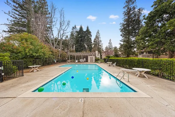 $799,999 | 19224 Vineyard Lane, Saratoga, CA 95070