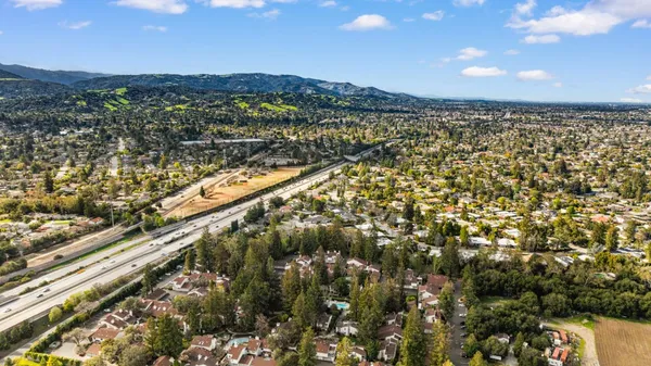 $899,999 | 19224 Vineyard Lane, Saratoga, CA 95070