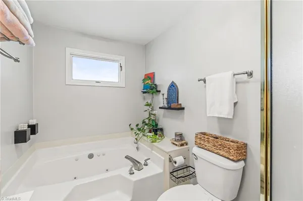 $3,750 | 223 Ivy Circle, Advance, NC 27006