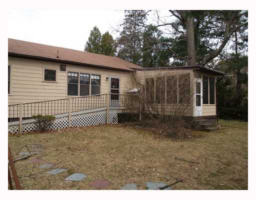 115 Hartshorn Road Providence, RI 02906 - Photo 5 of 5 Yard/Garden.