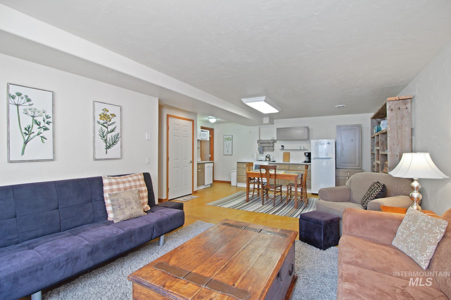70 Tyler Drive Bellevue, ID 83313 - Photo 20 of 29 Living area with wood finished floors