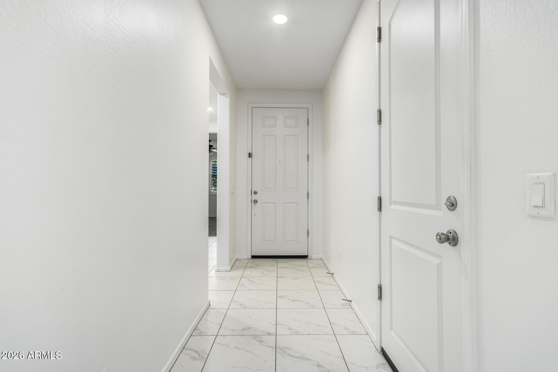 665 East Rojo Way Gilbert, AZ 85297 - Photo 4 of 29 4 - Rojo