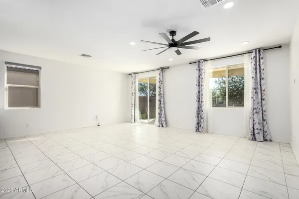 $2,800 | 665 East Rojo Way, Gilbert, AZ 85297