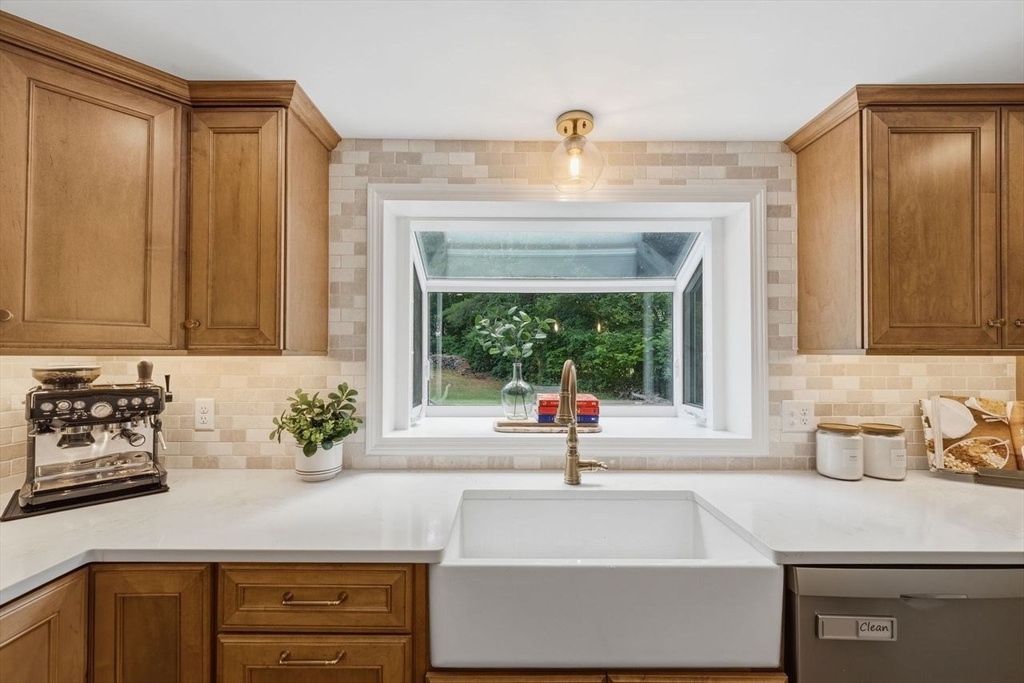 13 Edson Street Stow, MA 01775 - Photo 3 of 31