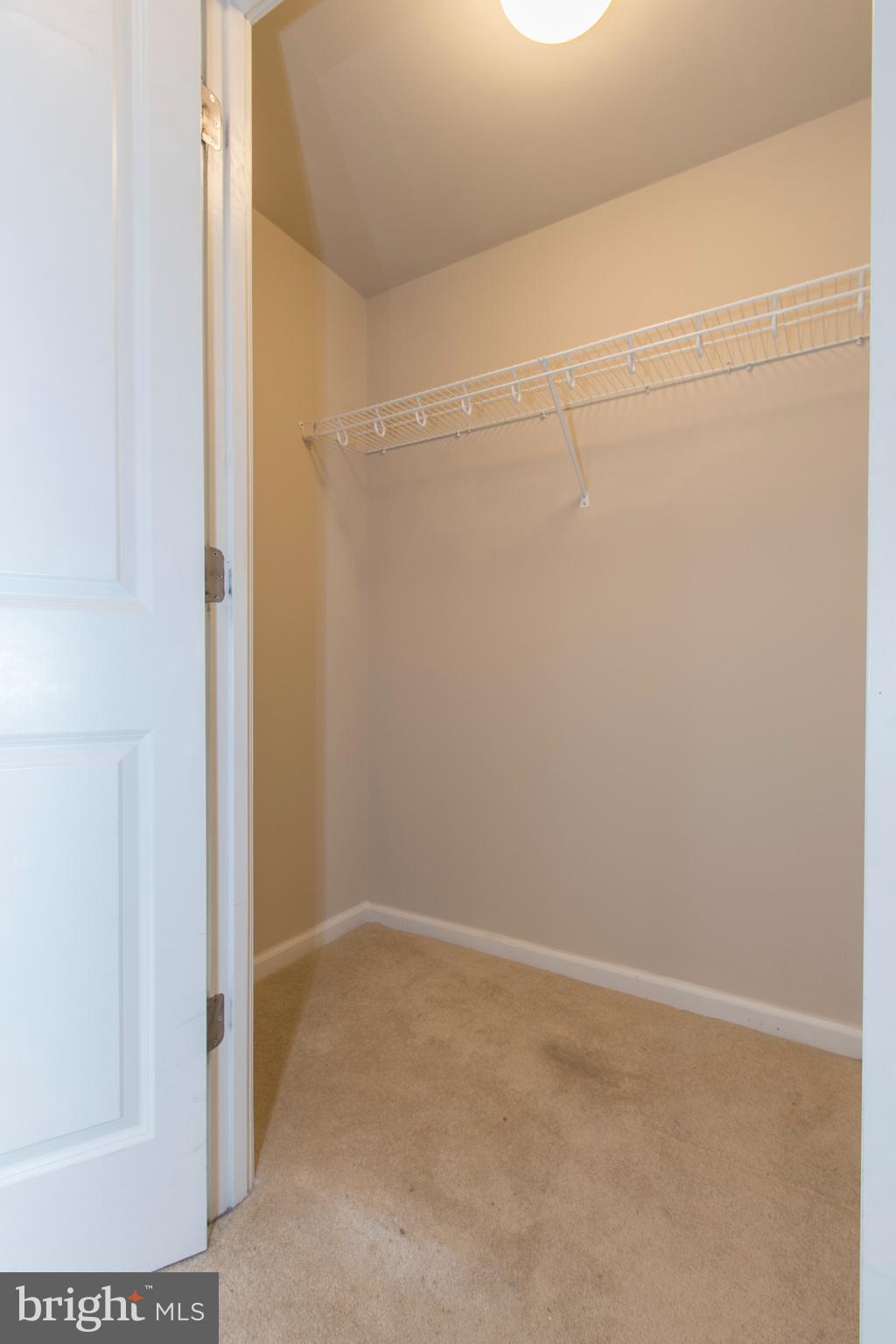 11700 Old Georgetown Road, Unit 807 North Bethesda, MD 20852 - Photo 18 of 37 a view of a room