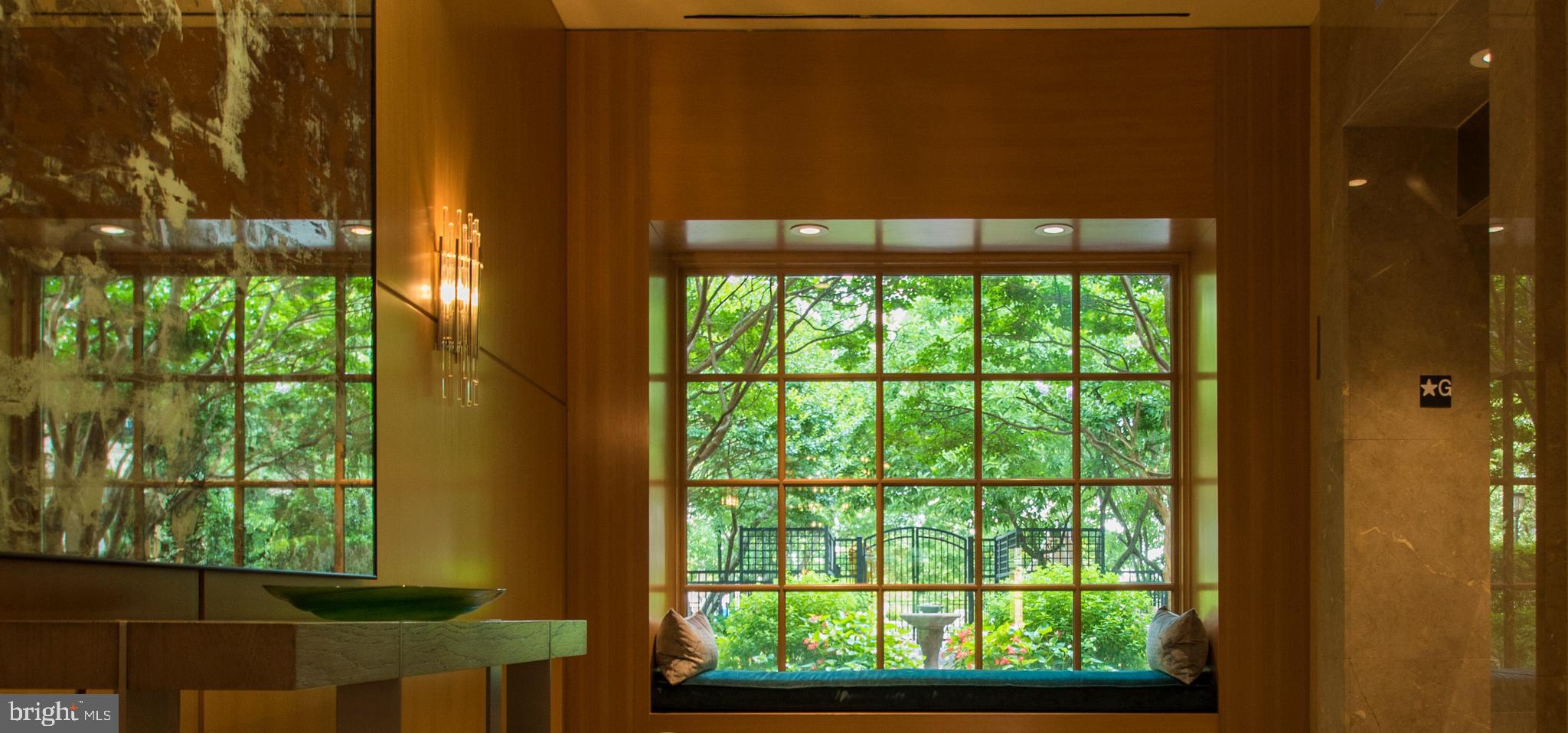 11700 Old Georgetown Road, Unit 807 North Bethesda, MD 20852 - Photo 26 of 37 a view of a balcony