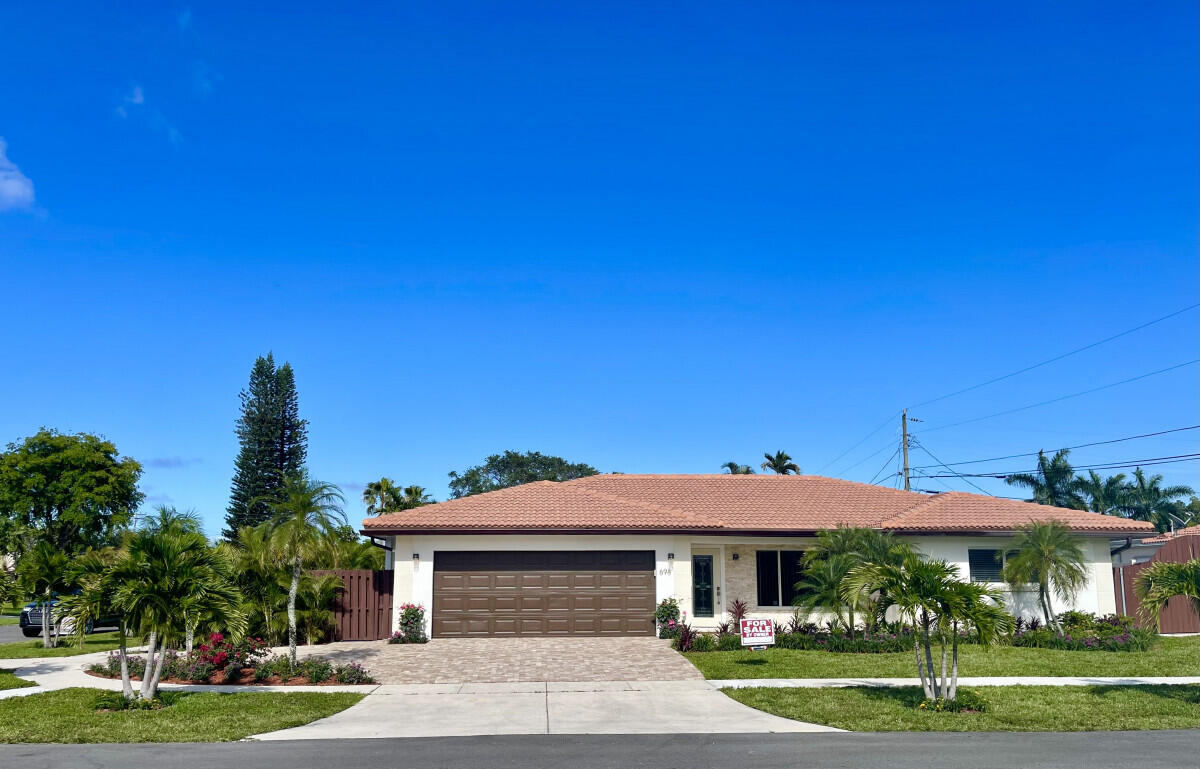 698 Northwest 15th Court Boca Raton, FL 33486 - Photo 2 of 40 2