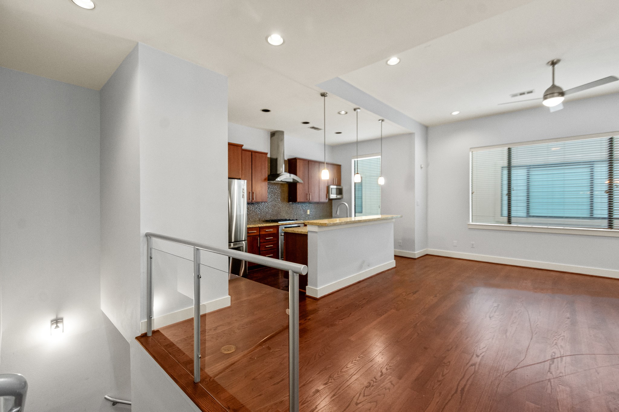 1815 Radcliffe Street Houston, TX 77007 - Photo 5 of 26