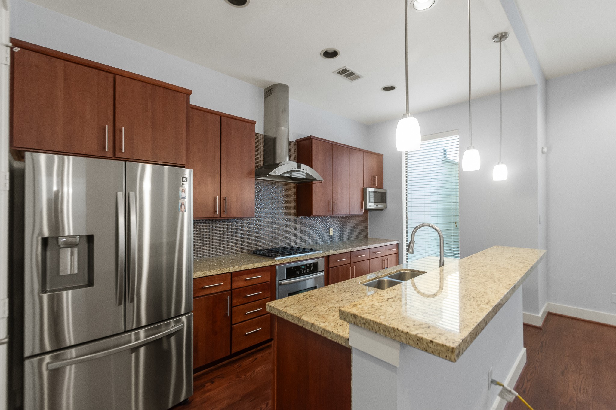 1815 Radcliffe Street Houston, TX 77007 - Photo 9 of 26