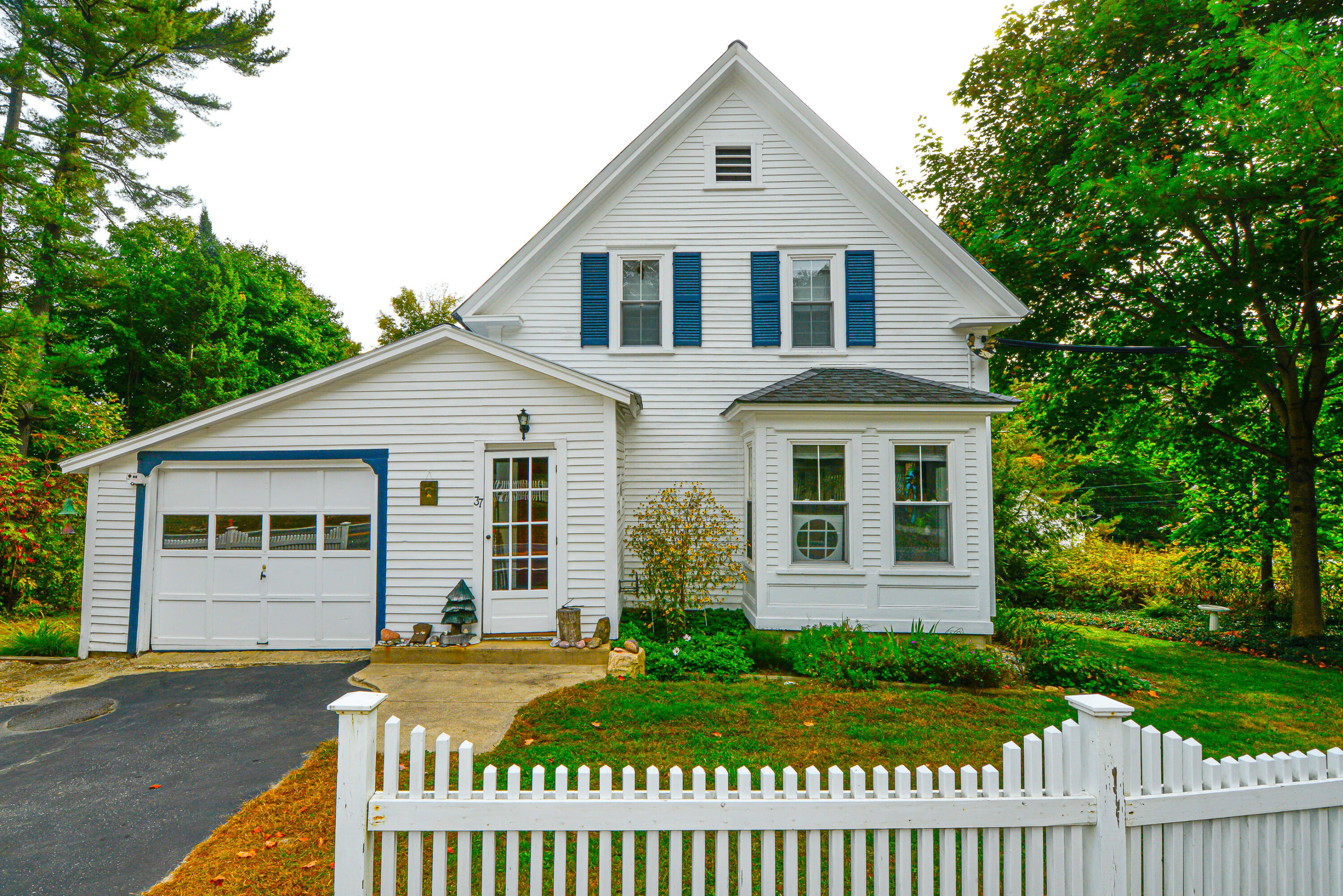 37 N Bridgton Rd