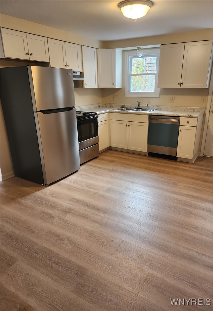 95 Pheasant Run Road Amherst, NY 14228 - Photo 11 of 22 Plenty of new cabinets and a closet /pantry