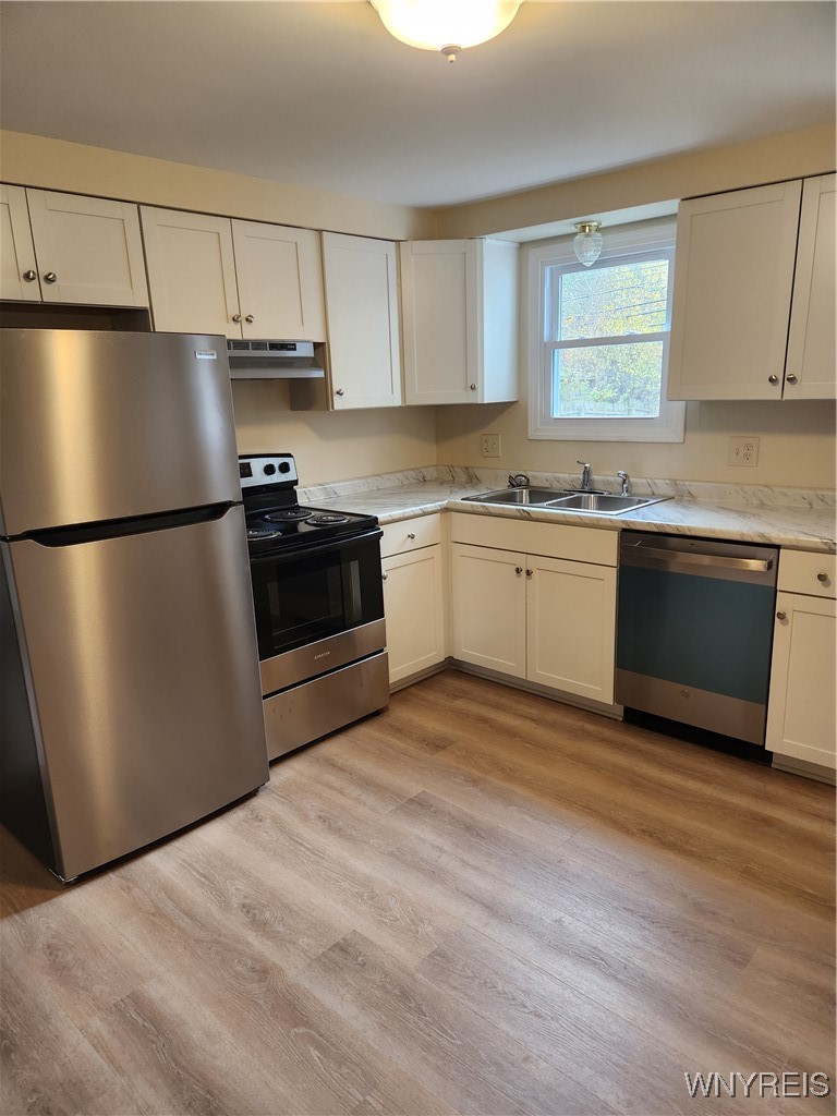 95 Pheasant Run Road Amherst, NY 14228 - Photo 10 of 22 Up-close look at the new stainless appliances dual