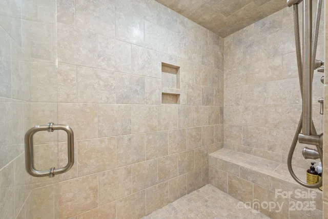 a view of a livingroom with furniture window and outside view