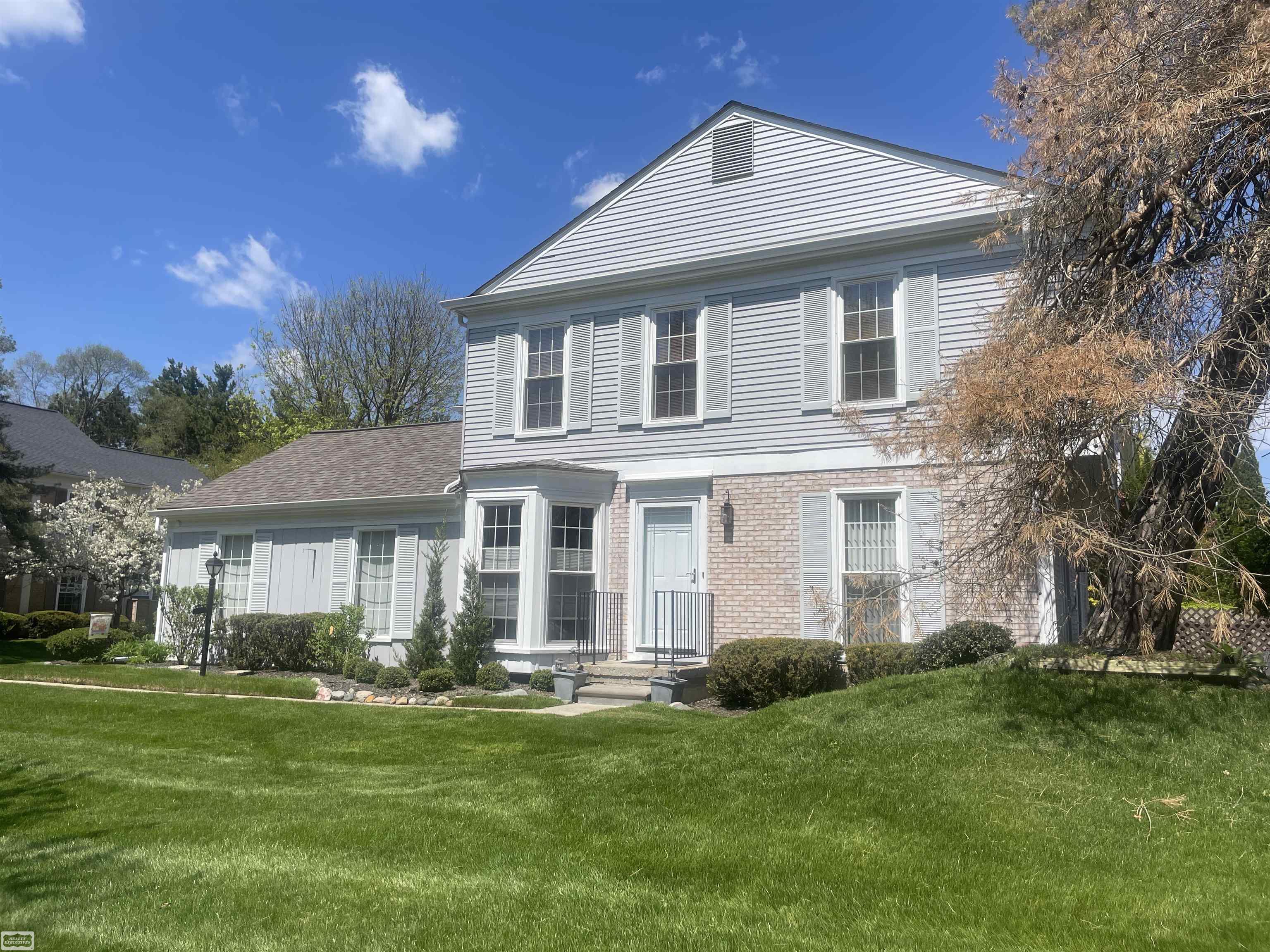 1343 Autumn Lane Rochester, MI 48306 - Photo 4 of 42