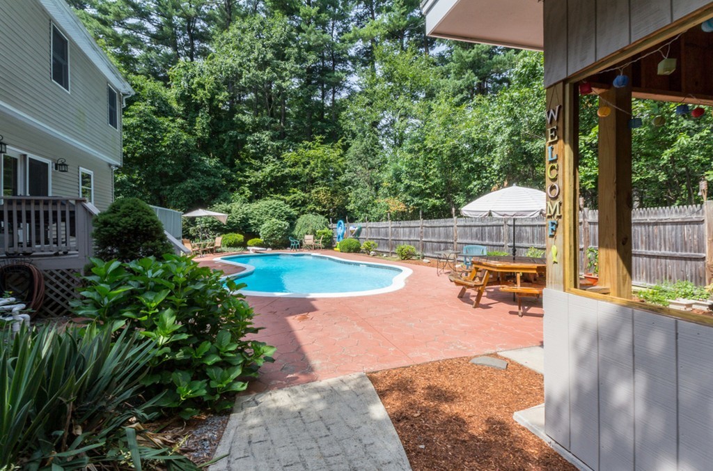 6 Maple Road North Reading, MA 01864 - Photo 21 of 24 Gallery Image 21