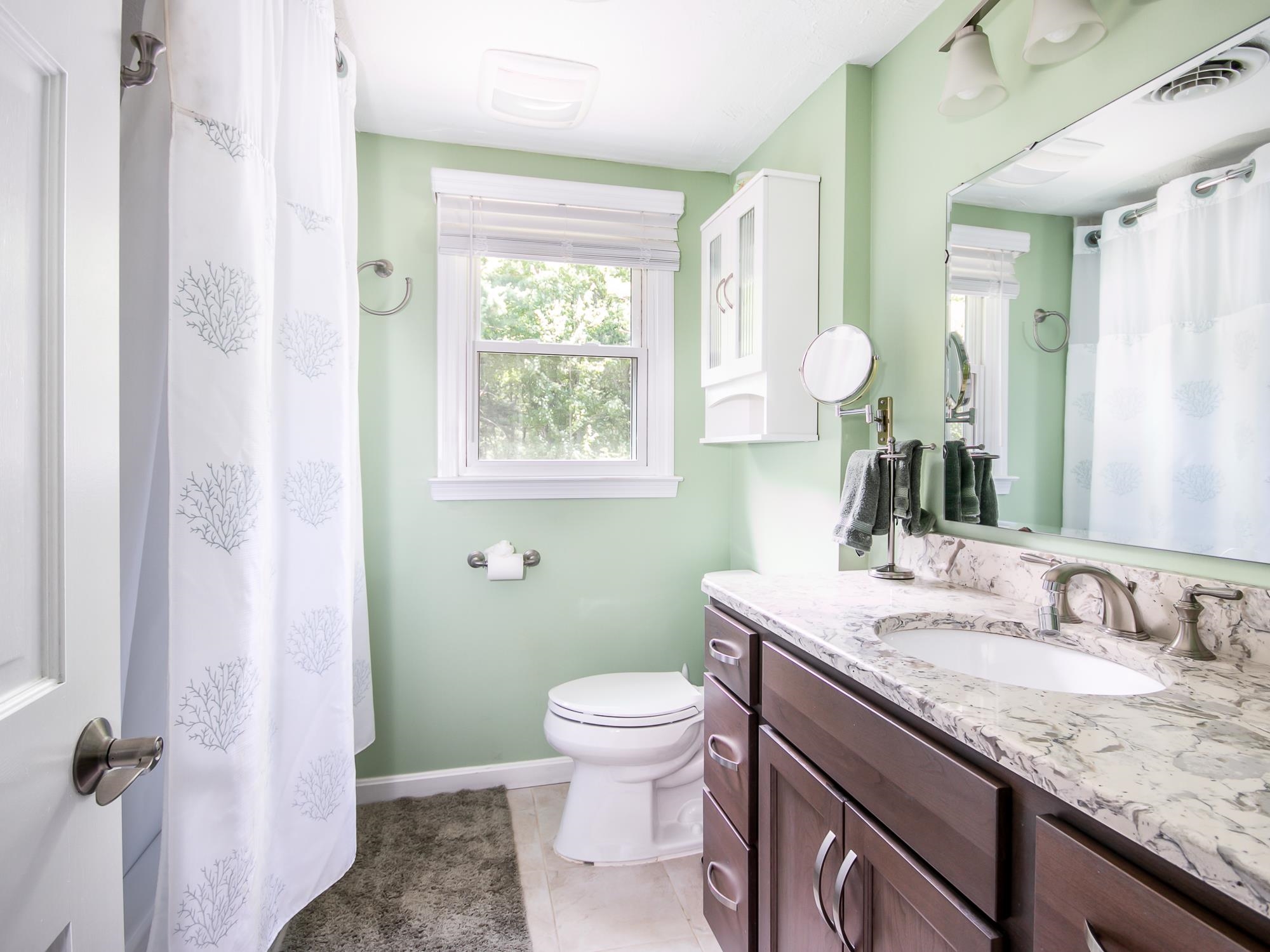 12 Pollard Road Nashua, NH 03062 - Photo 14 of 22