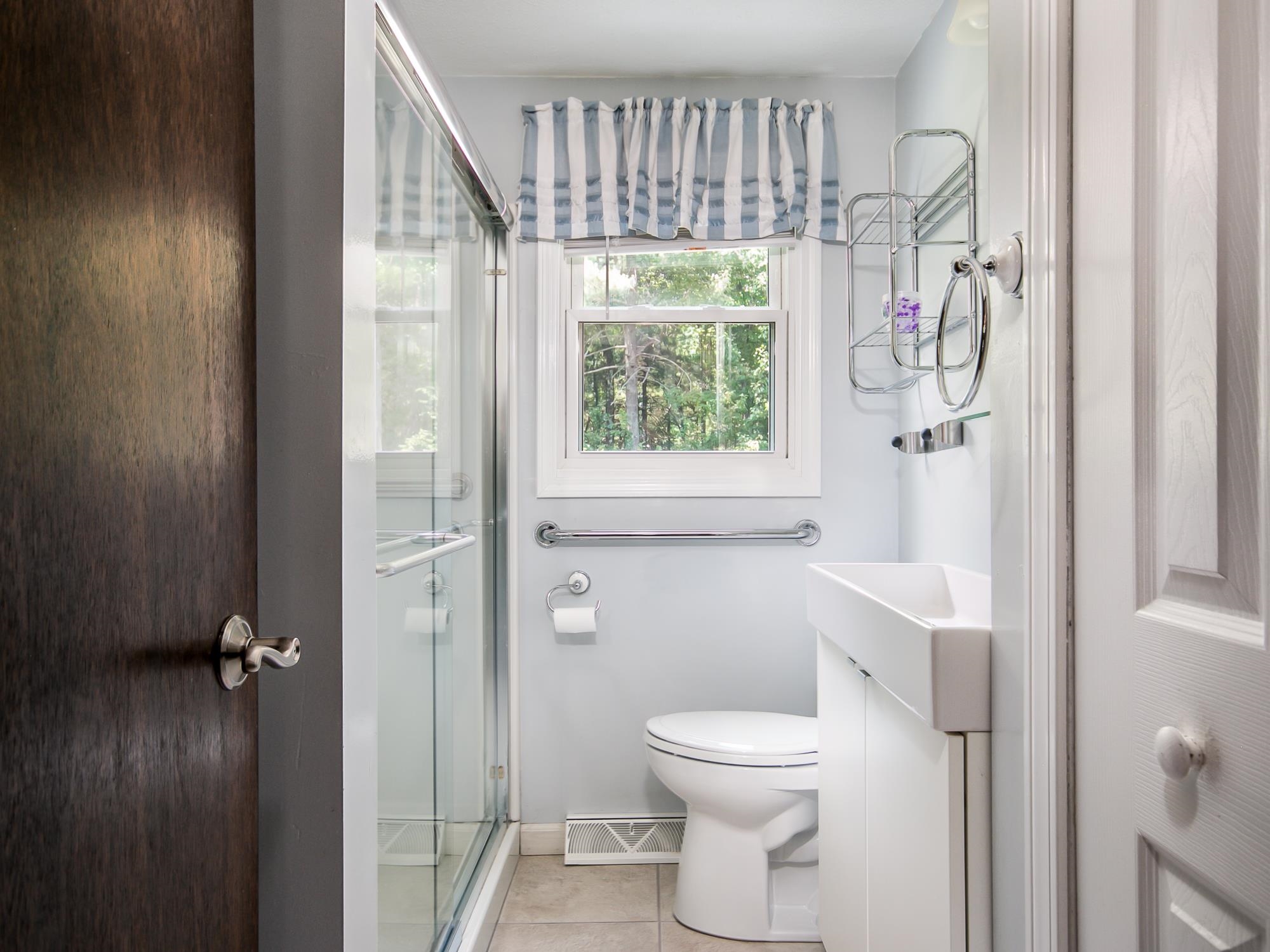 12 Pollard Road Nashua, NH 03062 - Photo 10 of 22