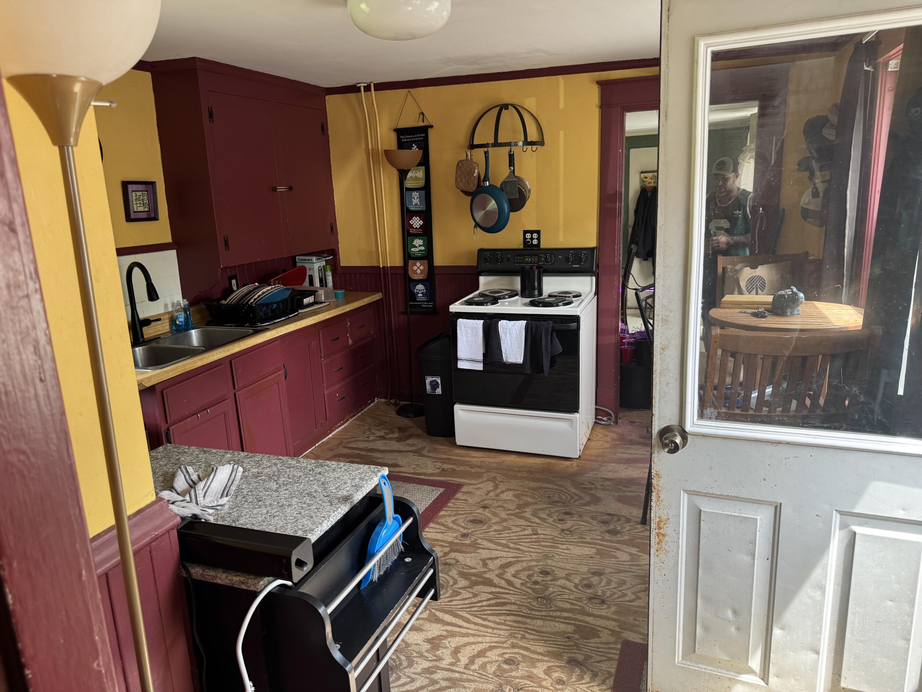 63 Washington Street Augusta, ME 04330 - Photo 5 of 22 Kitchen