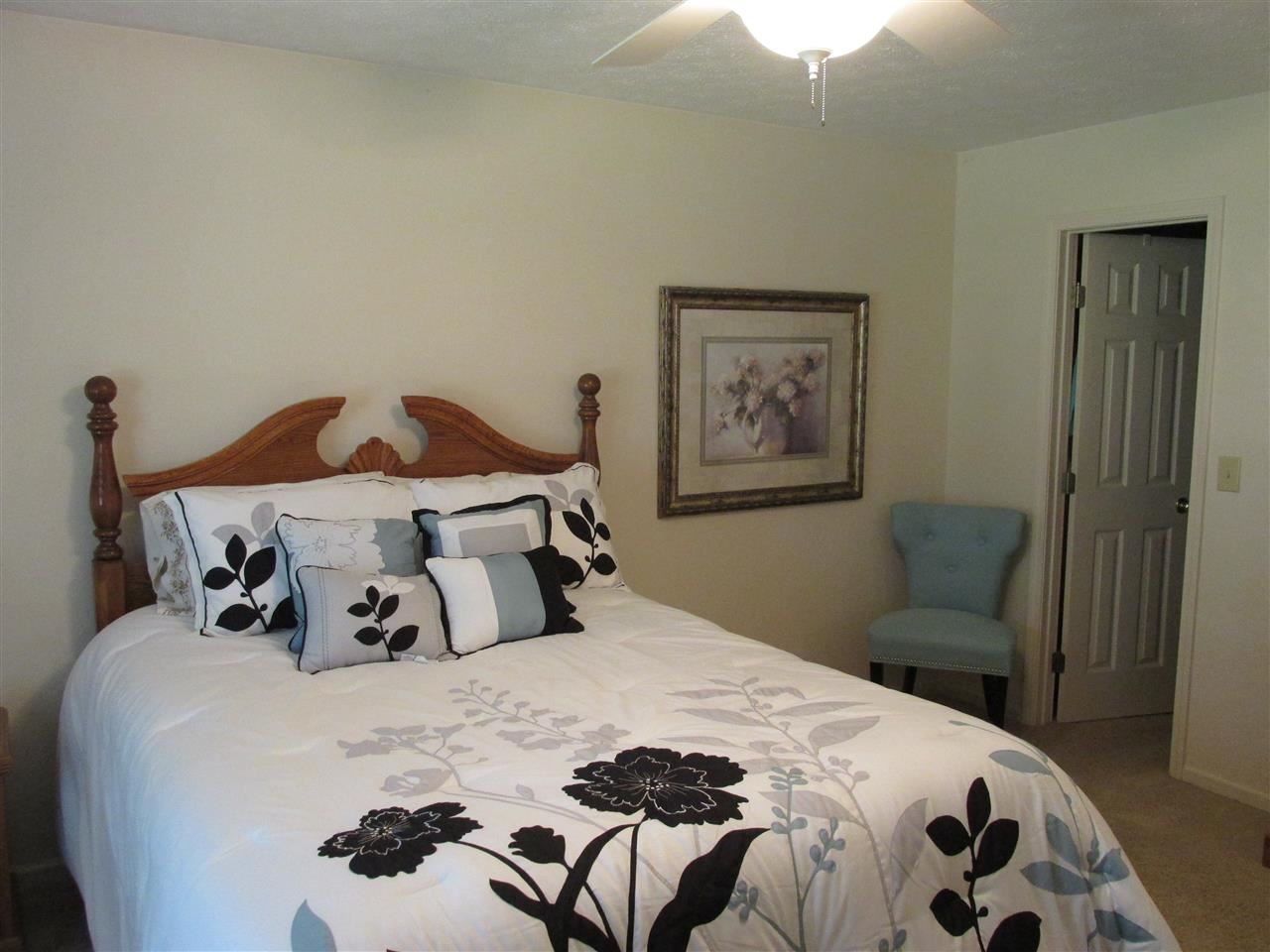714 Silverwood Road Muncie, IN 47304 - Photo 6 of 23