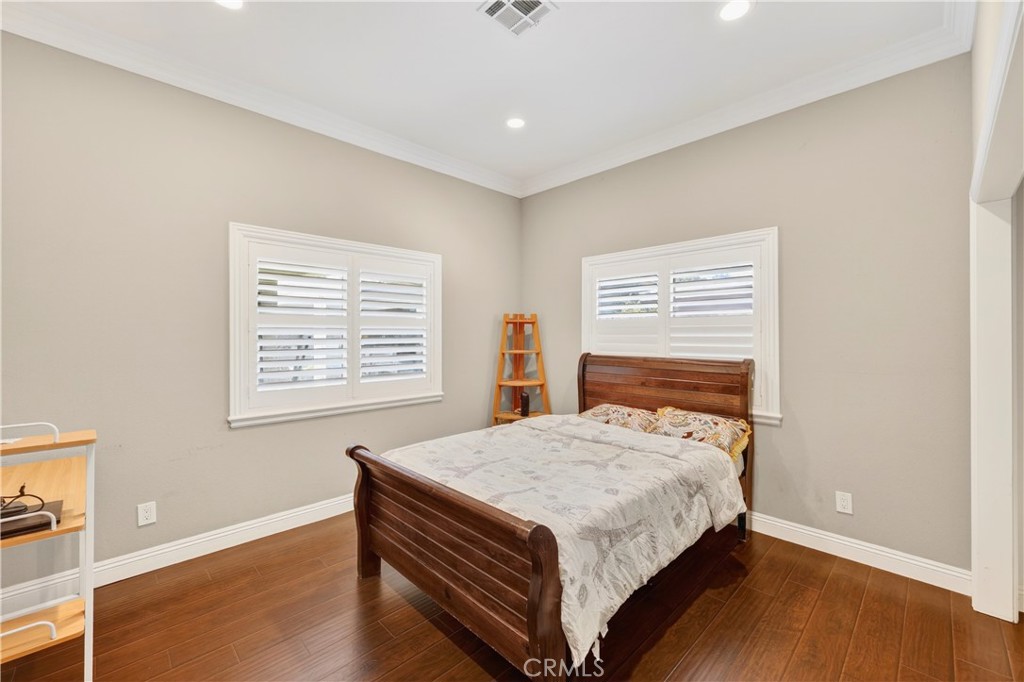 1241 North Studebaker Road Long Beach, CA 90815 - Photo 15 of 62