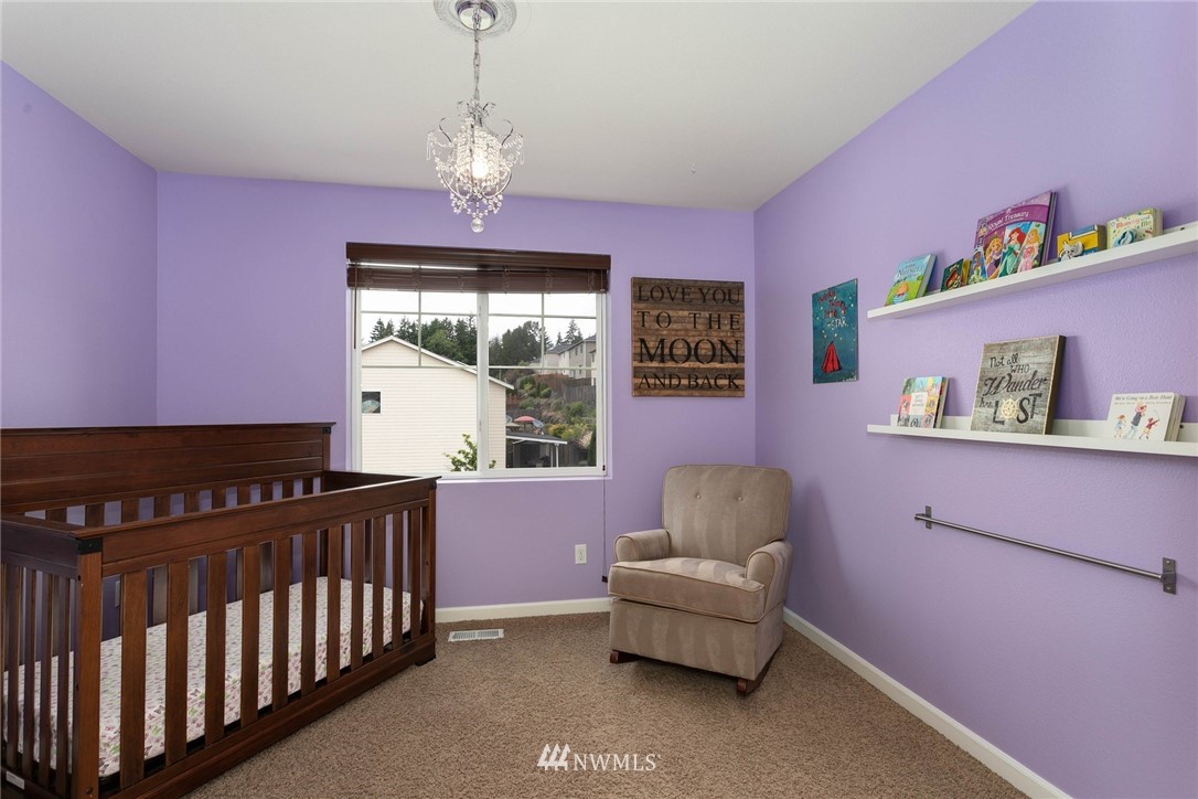 4915 Northeast 5th Street Renton, WA 98059 - Photo 15 of 22 Gallery Image 15