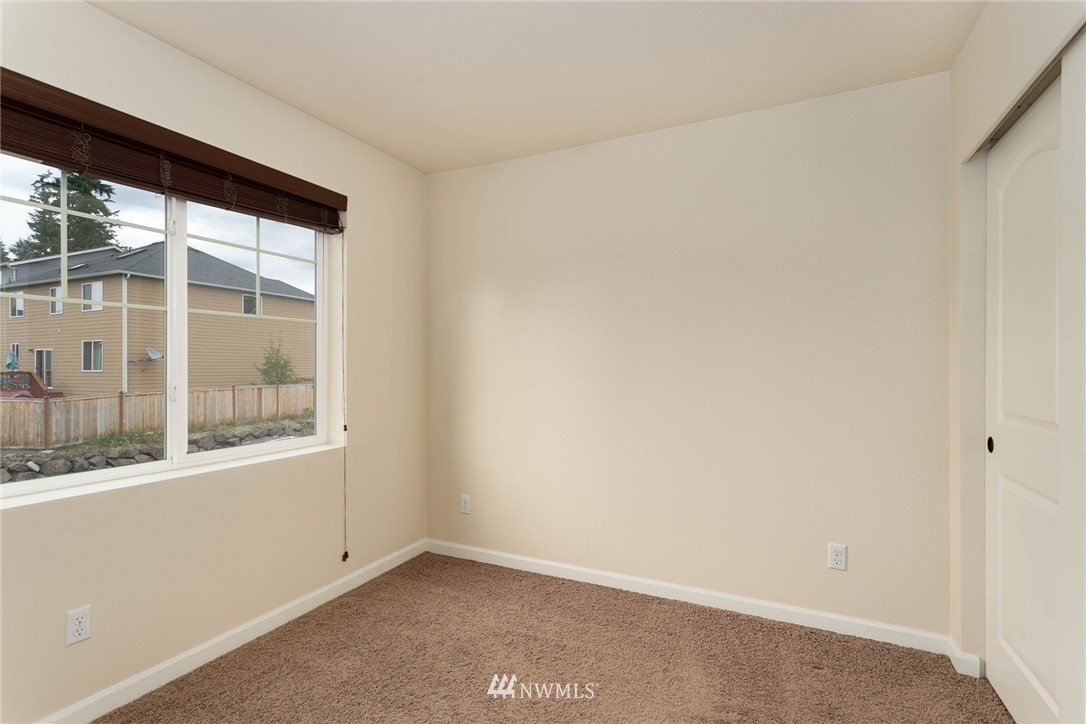 4915 Northeast 5th Street Renton, WA 98059 - Photo 17 of 22 Gallery Image 17
