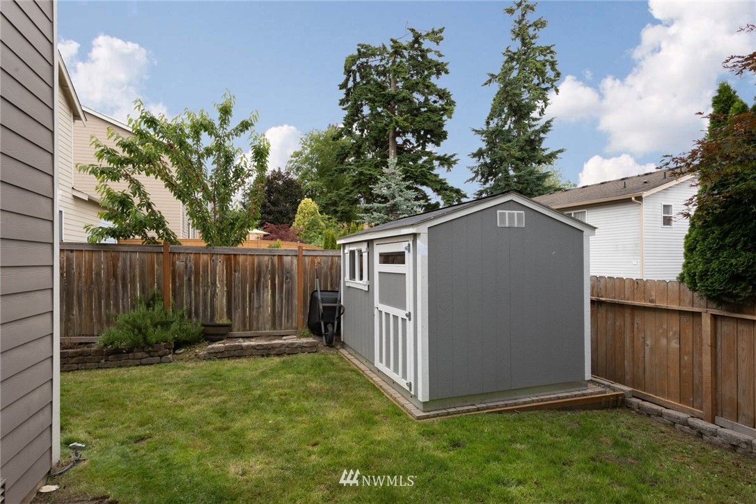 4915 Northeast 5th Street Renton, WA 98059 - Photo 22 of 22 Gallery Image 22