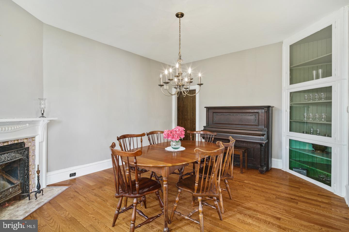 126 Rochelle Avenue Philadelphia, PA 19128 - Photo 11 of 34 Formal dining room with original built in cabinet