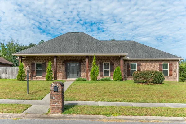 $349,900 | 6450 Amanda Court, Crestview, FL 32536